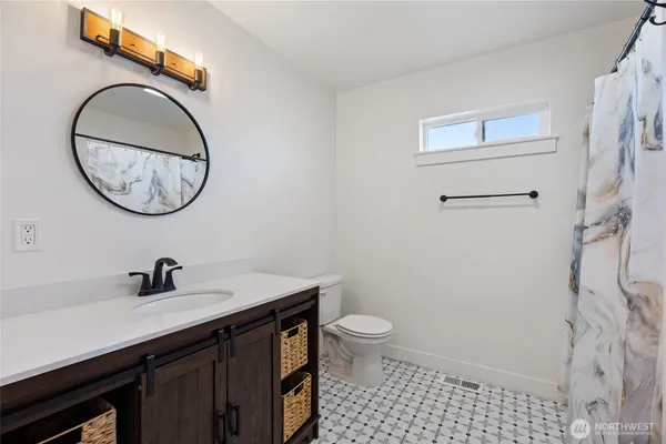 $725,000 | 3063 Conarty Road, Malaga, WA 98828