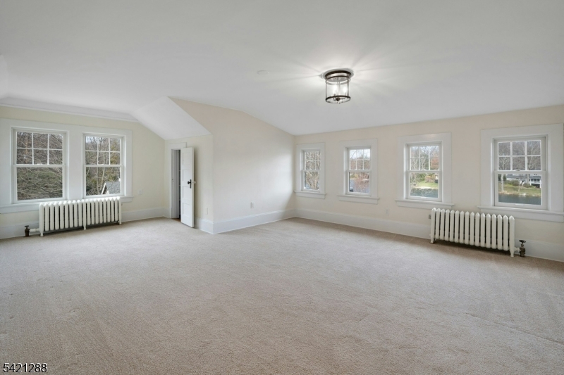 17 Briarcliff Road Mountain Lakes, NJ 07046 - Photo 37 of 50