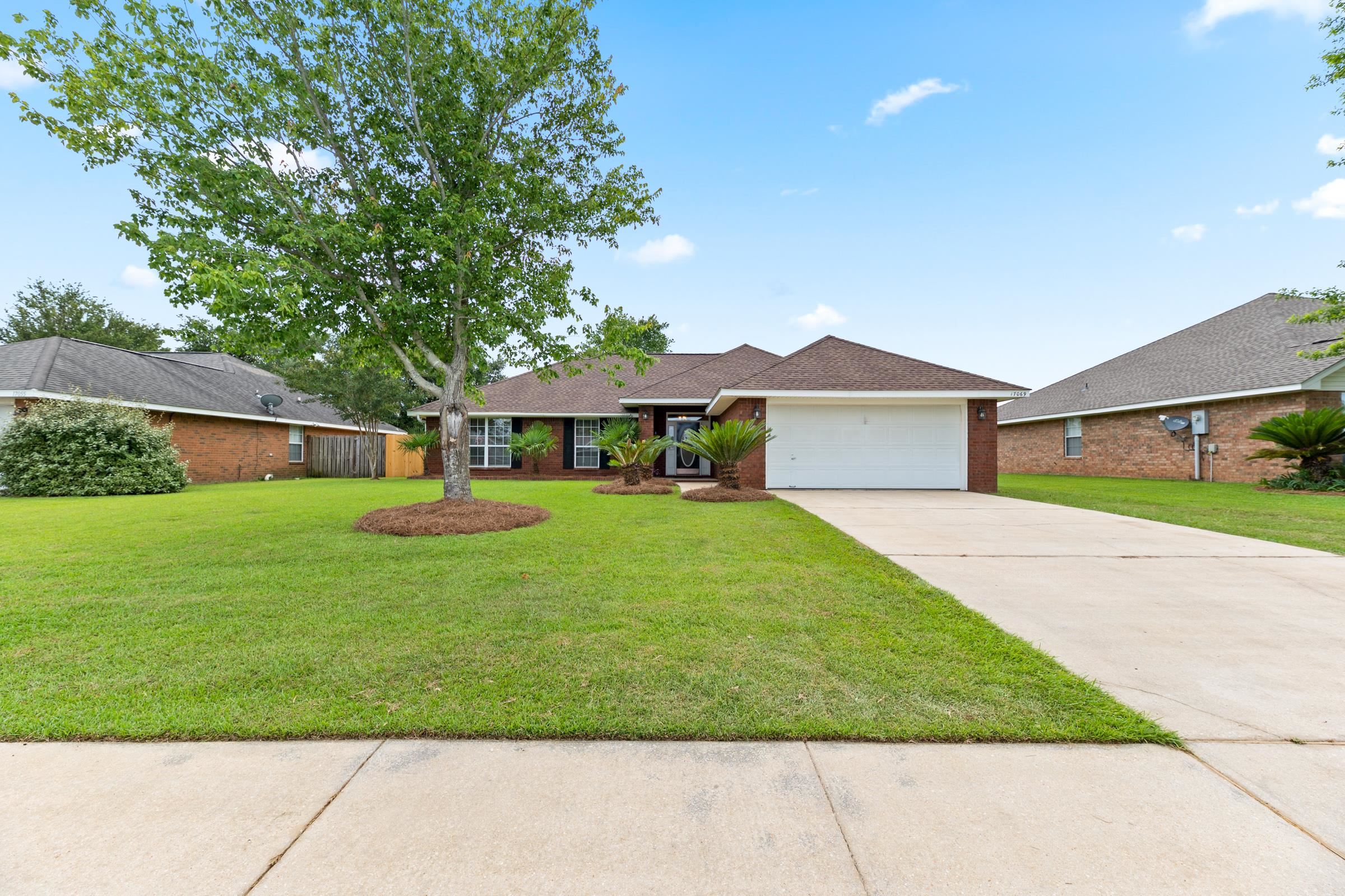 17069 Magellan Boulevard Fairhope, AL 36532 - Photo 2 of 38