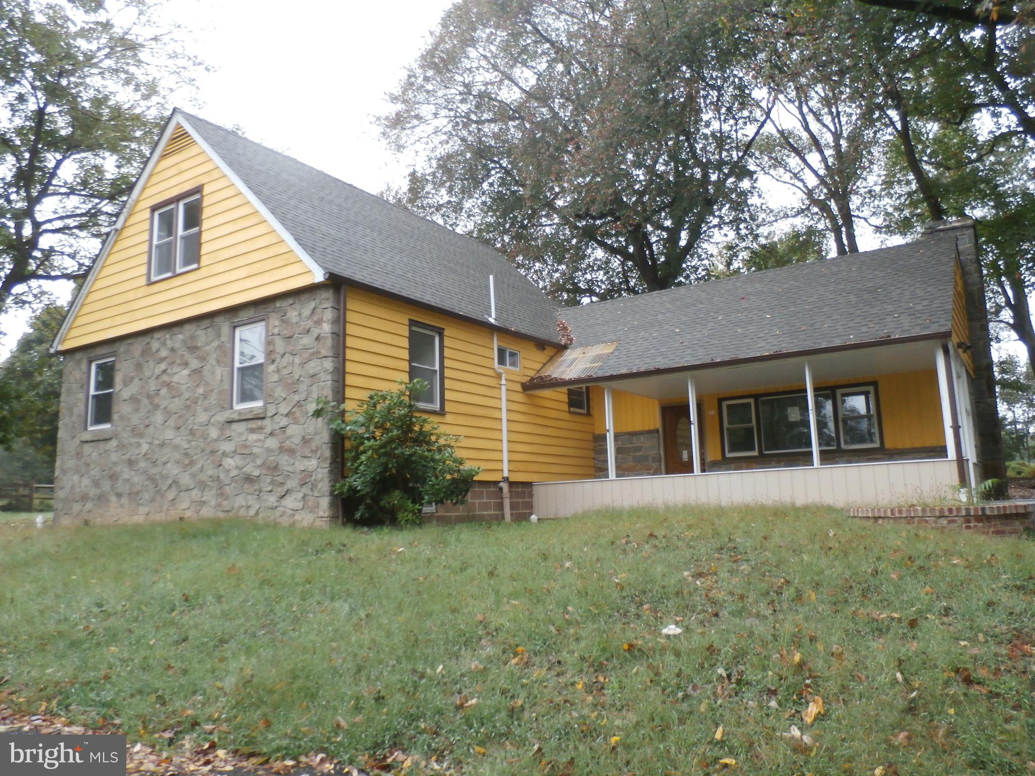 1702 Larkin Road Boothwyn, PA 19061 - Photo 1 of 28 Gallery Image 1