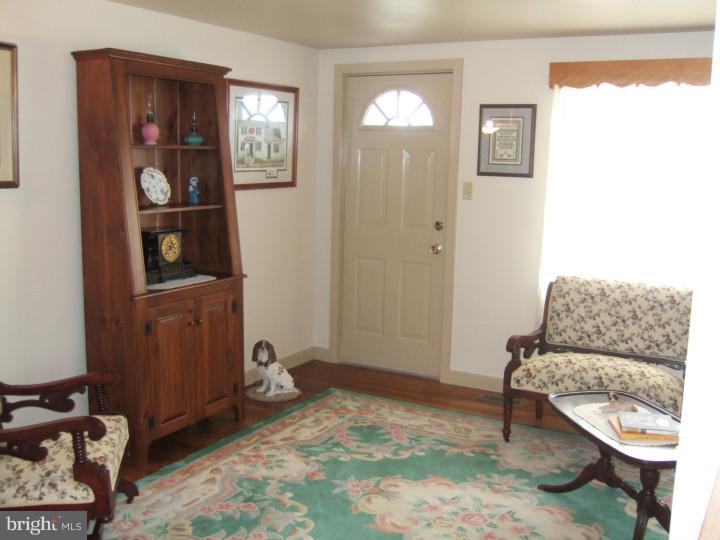 200 Union Road Quakertown, PA 18951 - Photo 13 of 15 Living Room