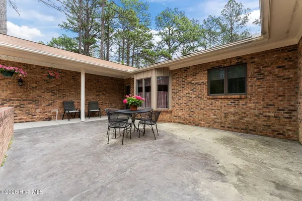 $379,000 | 815 Myrtlewood Court, Southern Pines, NC 28387
