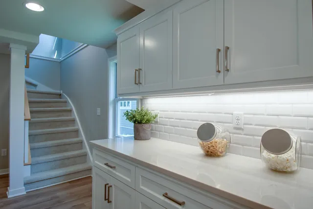 $1,175,000 | W188S7598 W188-s7598 Oak Grove, Muskego, WI 53150