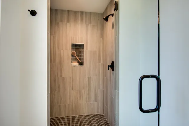 $1,175,000 | W188S7598 W188-s7598 Oak Grove, Muskego, WI 53150