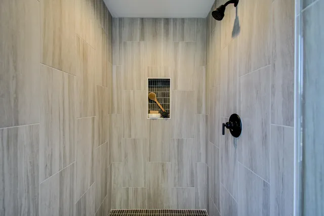 $1,175,000 | W188S7598 W188-s7598 Oak Grove, Muskego, WI 53150