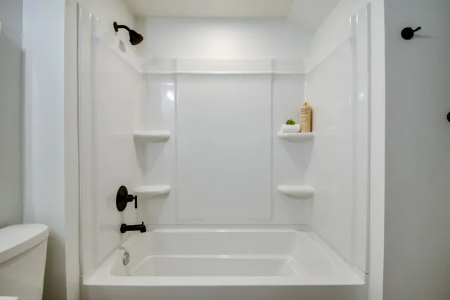 $1,175,000 | W188S7598 W188-s7598 Oak Grove, Muskego, WI 53150