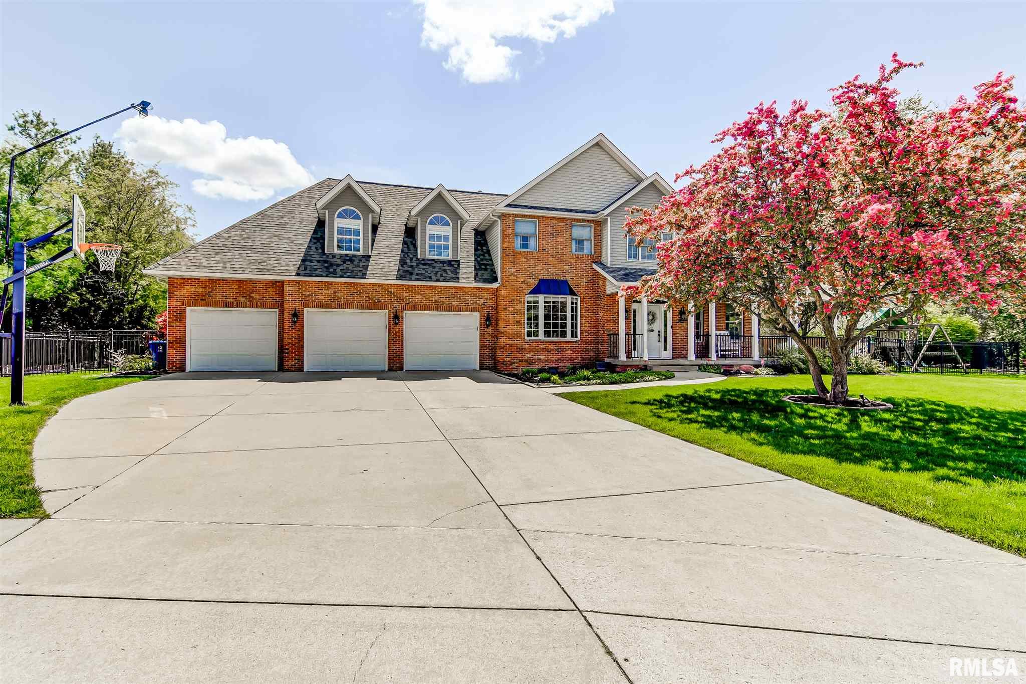 2 Woodland Trail Rochester, IL 62563 - Photo 4 of 44