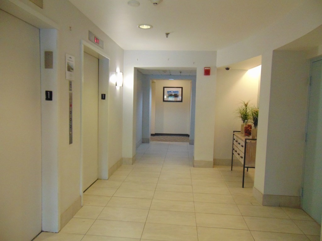 133 Commander Shea Boulevard, Unit 621 Quincy, MA 02171 - Photo 2 of 17