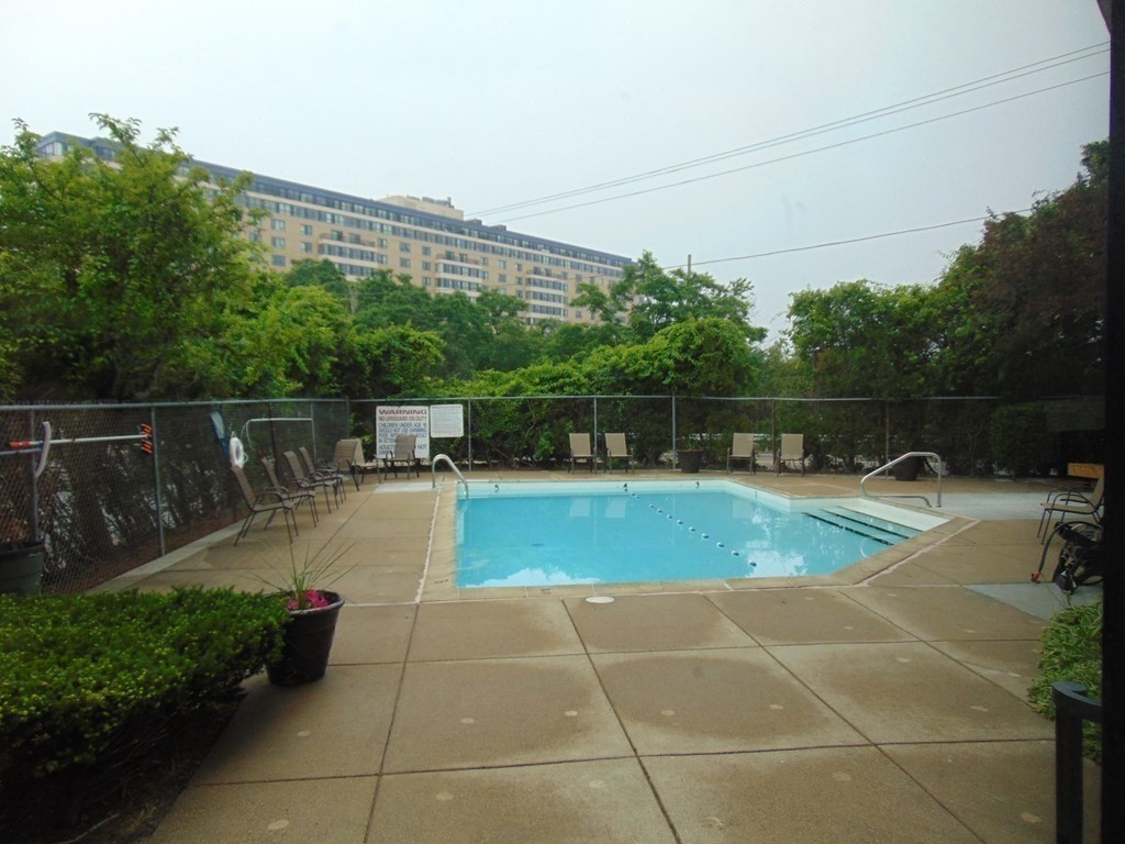 133 Commander Shea Boulevard, Unit 621 Quincy, MA 02171 - Photo 3 of 17