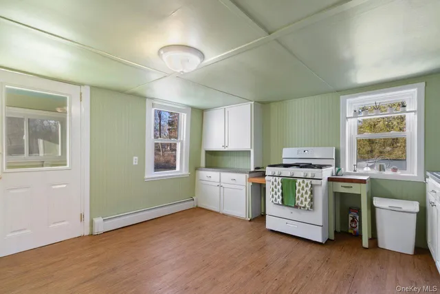 $575,000 | 20 Abbeyfield Lane, Brewster, NY 10509