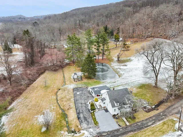 $575,000 | 20 Abbeyfield Lane, Brewster, NY 10509