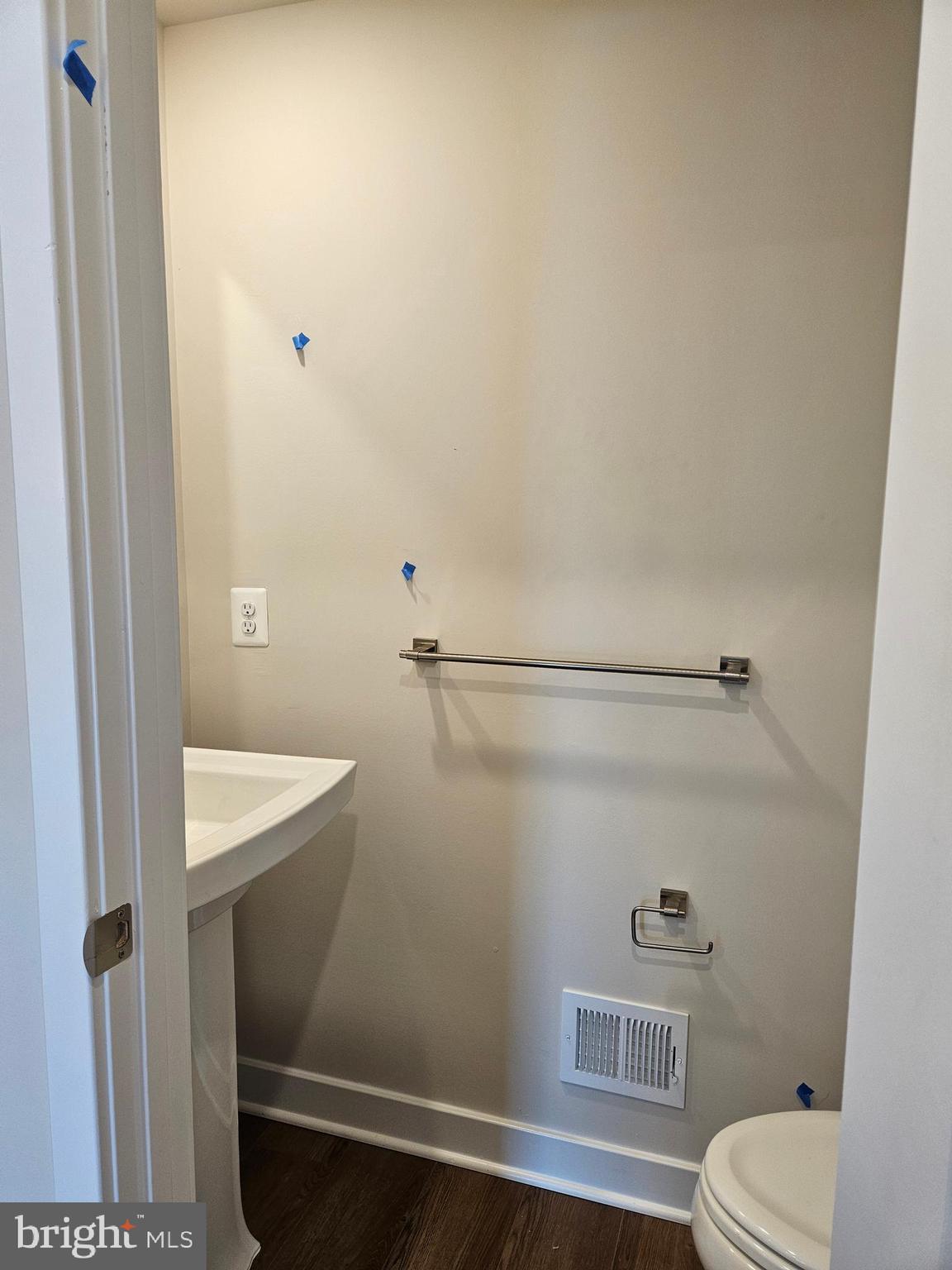 11017 Resort Road Ellicott City, MD 21042 - Photo 12 of 20 1/2 Bath