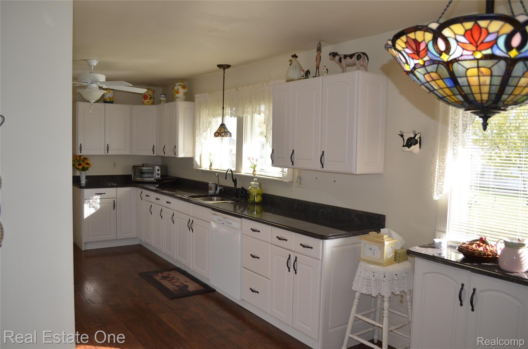 11372 East Juddville Road Flushing, MI 48433 - Photo 6 of 38 DSC_0485.JPG