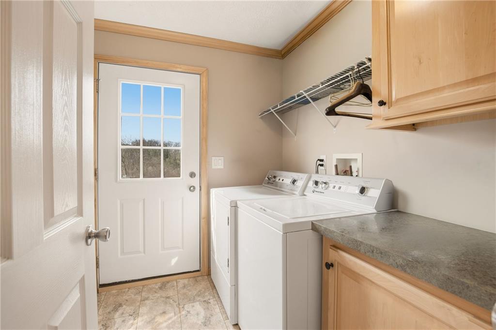 3736 Water Level Road Rockwood, PA 15557 - Photo 11 of 50