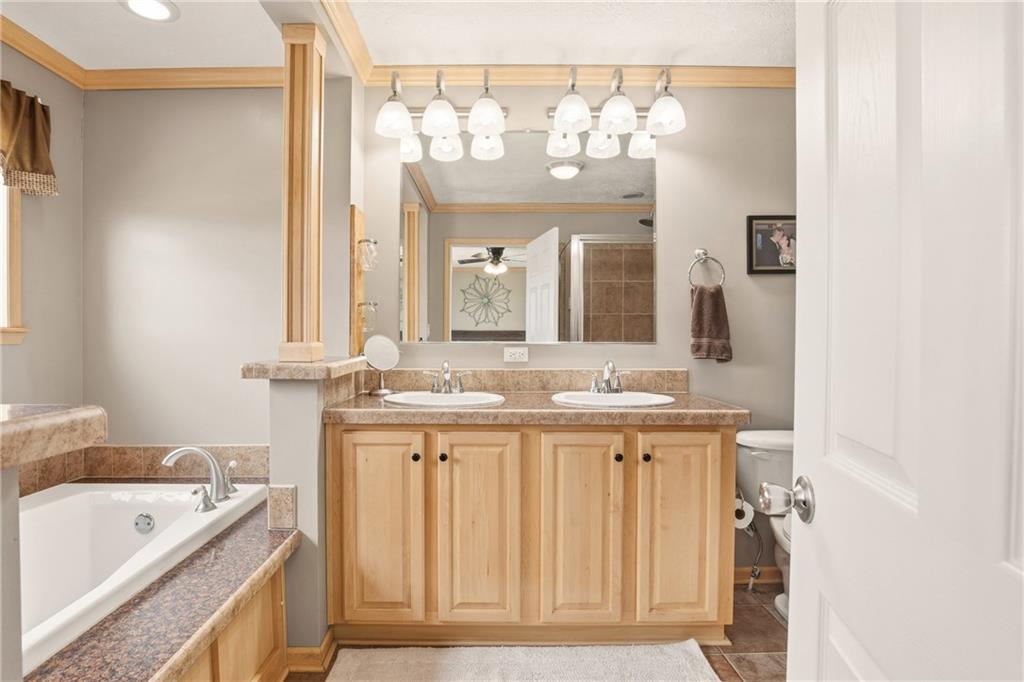 3736 Water Level Road Rockwood, PA 15557 - Photo 15 of 50