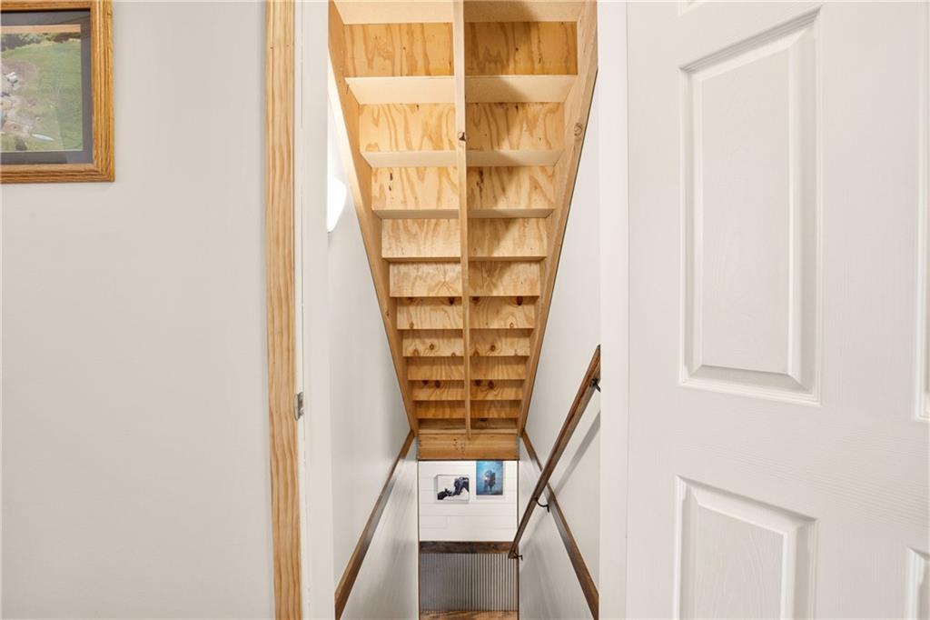 3736 Water Level Road Rockwood, PA 15557 - Photo 29 of 50