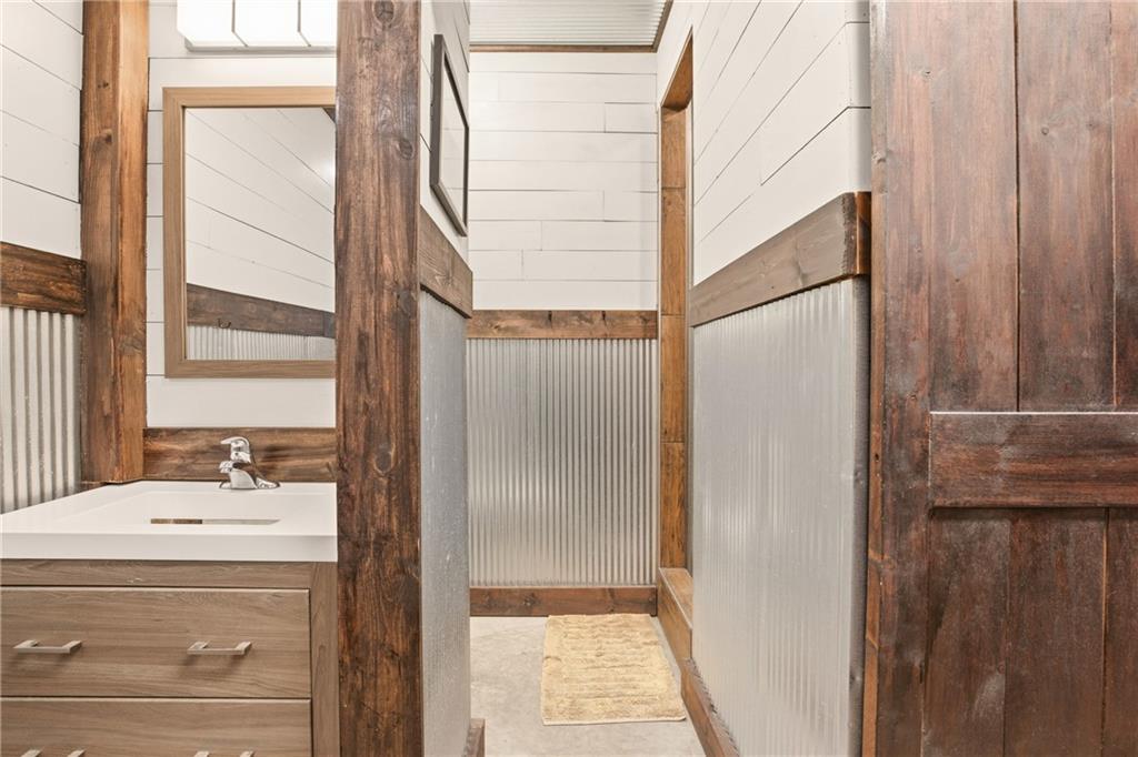 3736 Water Level Road Rockwood, PA 15557 - Photo 31 of 50