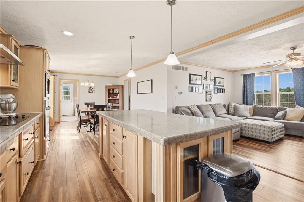 3736 Water Level Road Rockwood, PA 15557 - Photo 7 of 50