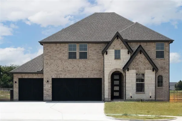 $800,239 | 2719 Triumph Court, Heath, TX 75126