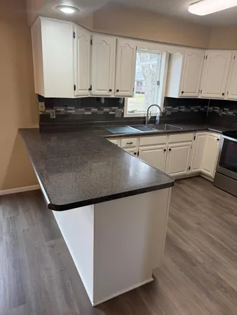 $325,000 | 808 East Oak Street, Redwood Falls, MN 56283