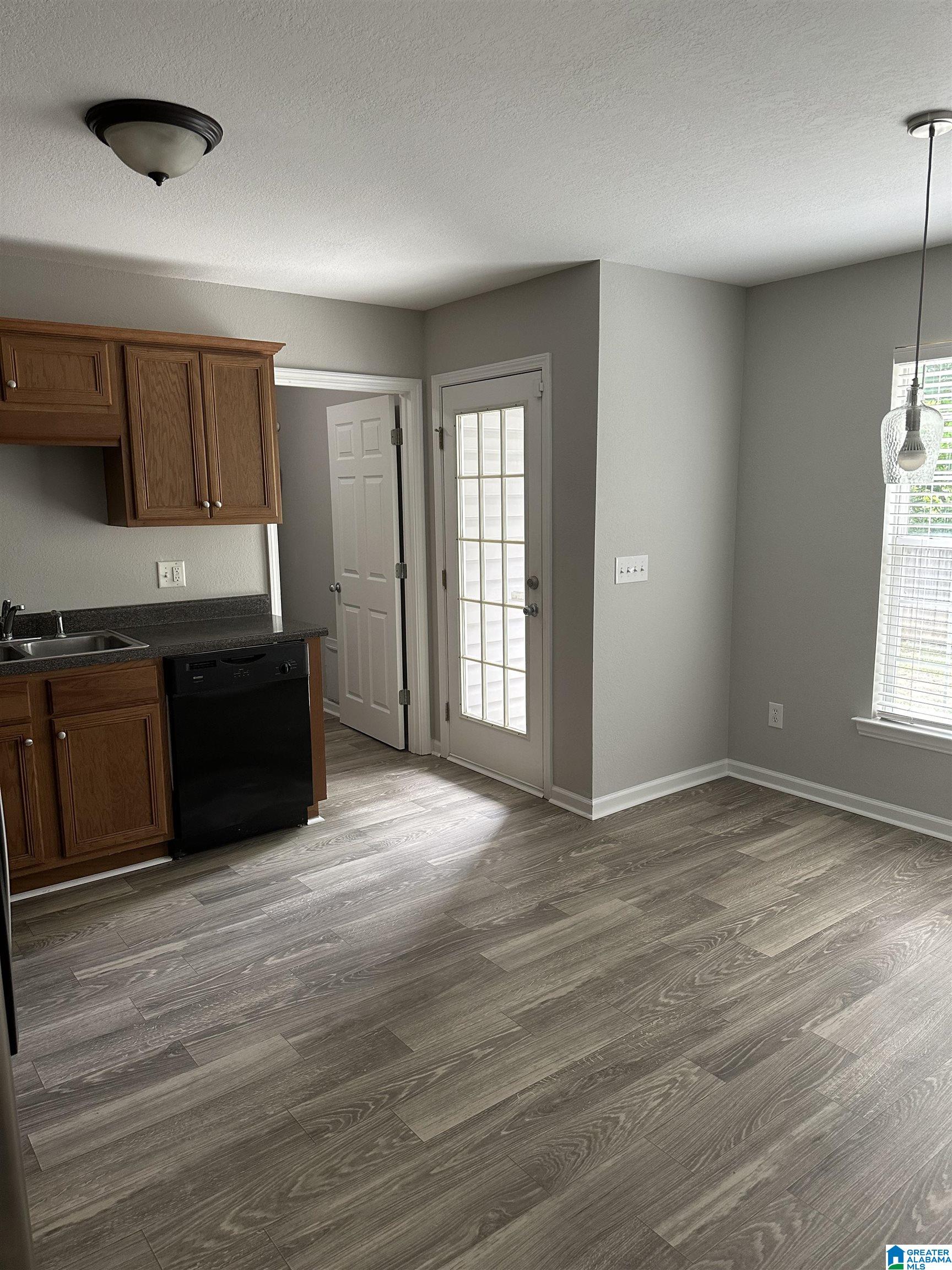 100 Reese Drive Alabaster, AL 35007 - Photo 13 of 21