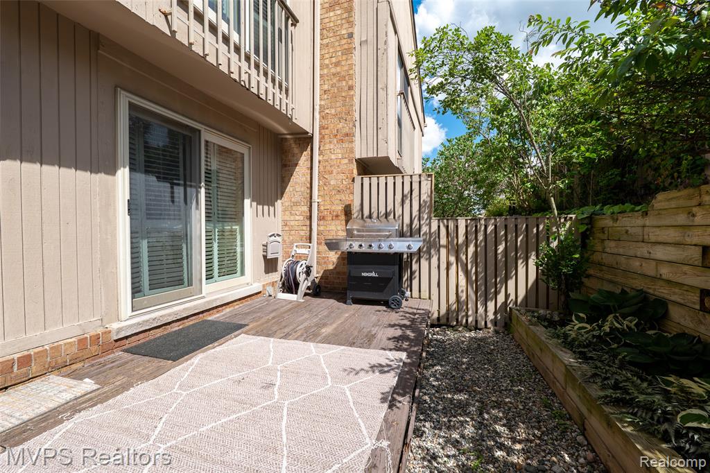 804 Oak Brook Ridge Drive, Unit 149 Rochester Hills, MI 48307 - Photo 41 of 49