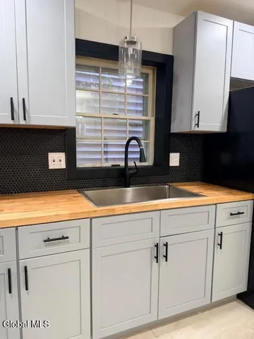 $199,900 | 1009 5th Avenue, Troy, NY 12180