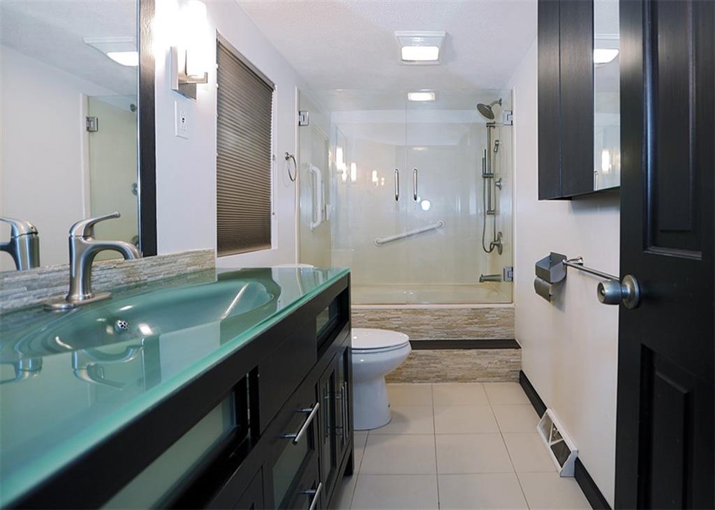 595 Hall Road Beaver, PA 15009 - Photo 6 of 17 Master Bathroom - great space to get ready for your day!