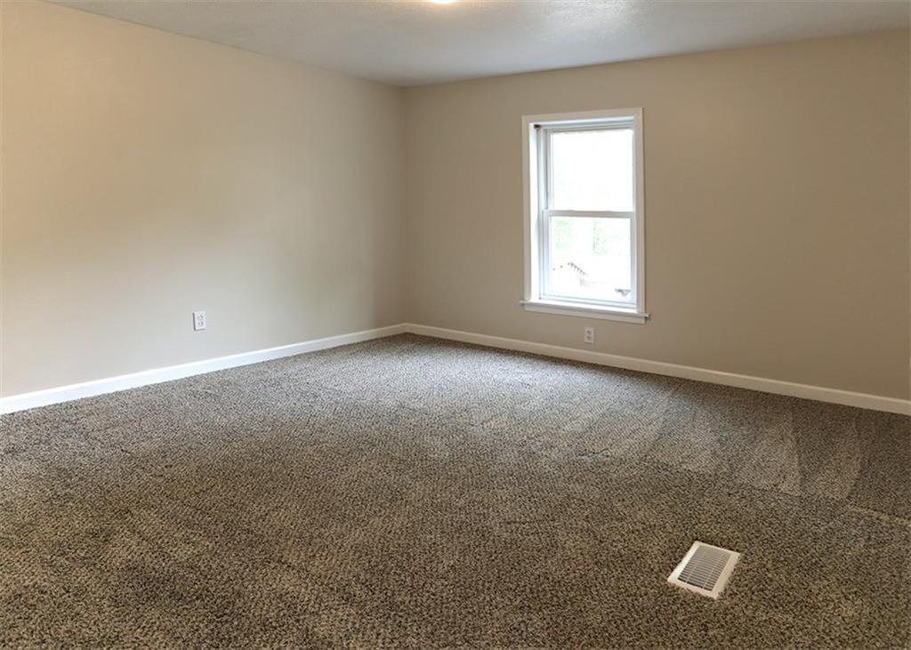 595 Hall Road Beaver, PA 15009 - Photo 8 of 17 3rd Bedroom with new carpet.