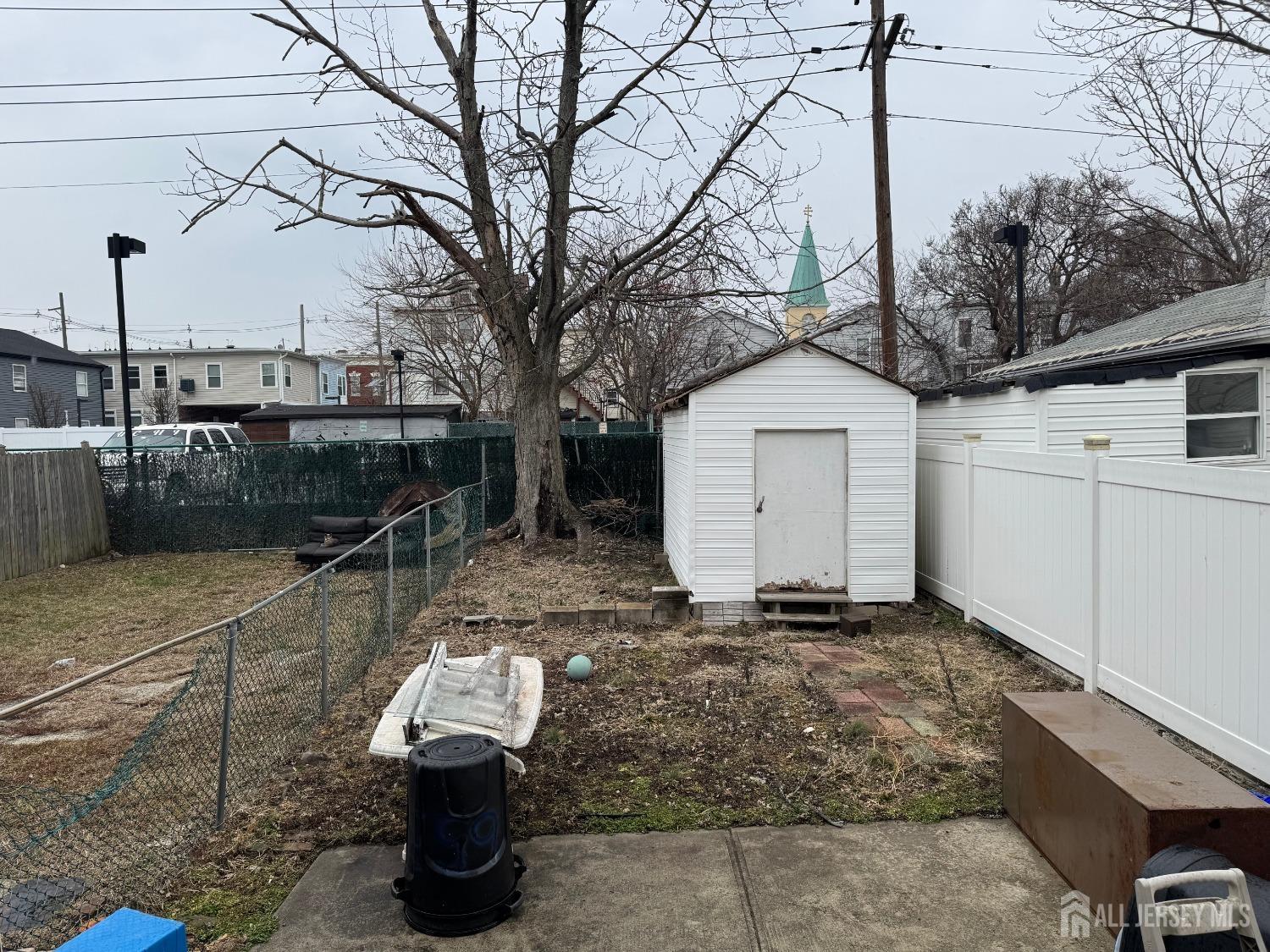 645 State Street Perth Amboy, NJ 08861 - Photo 12 of 13 Gallery Image 12