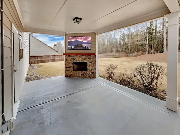 $419,000 | 218 Morris Creek Drive, Hoschton, GA 30548