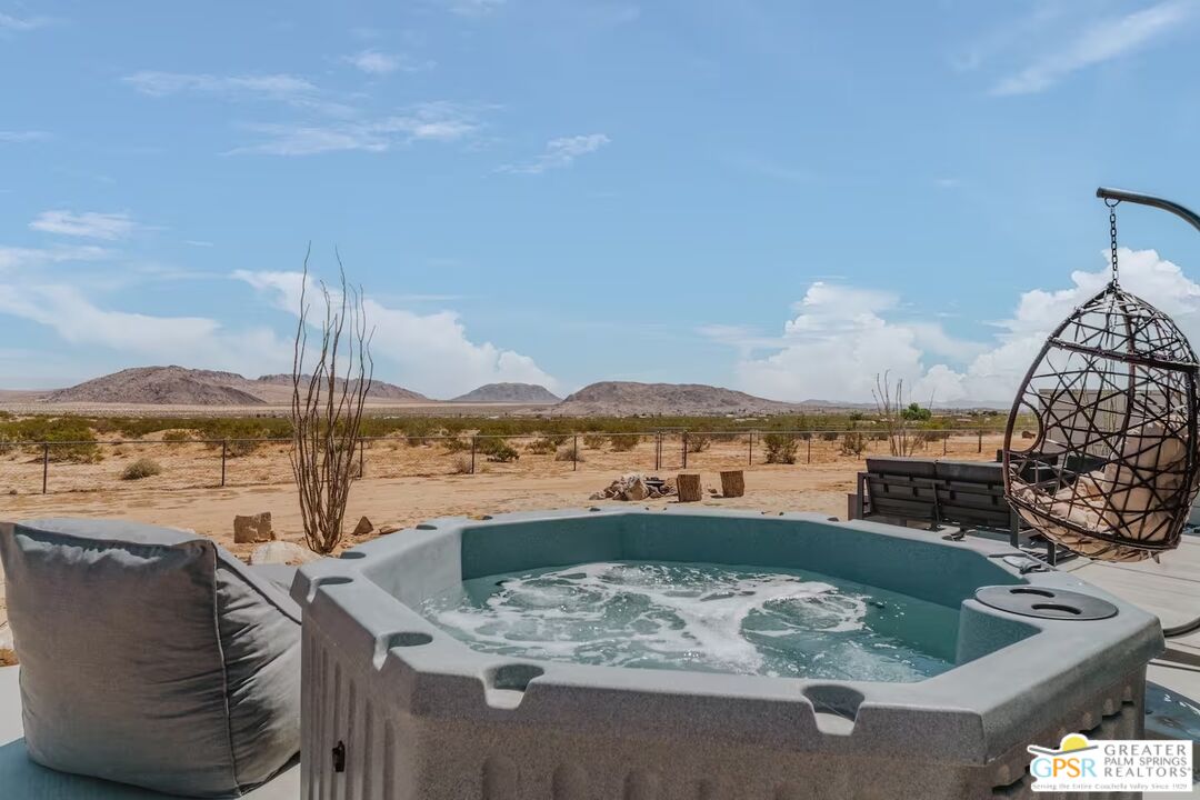 4619 Kickapoo Trail Landers, CA 92285 - Photo 42 of 55 a view of a ocean from a terrace