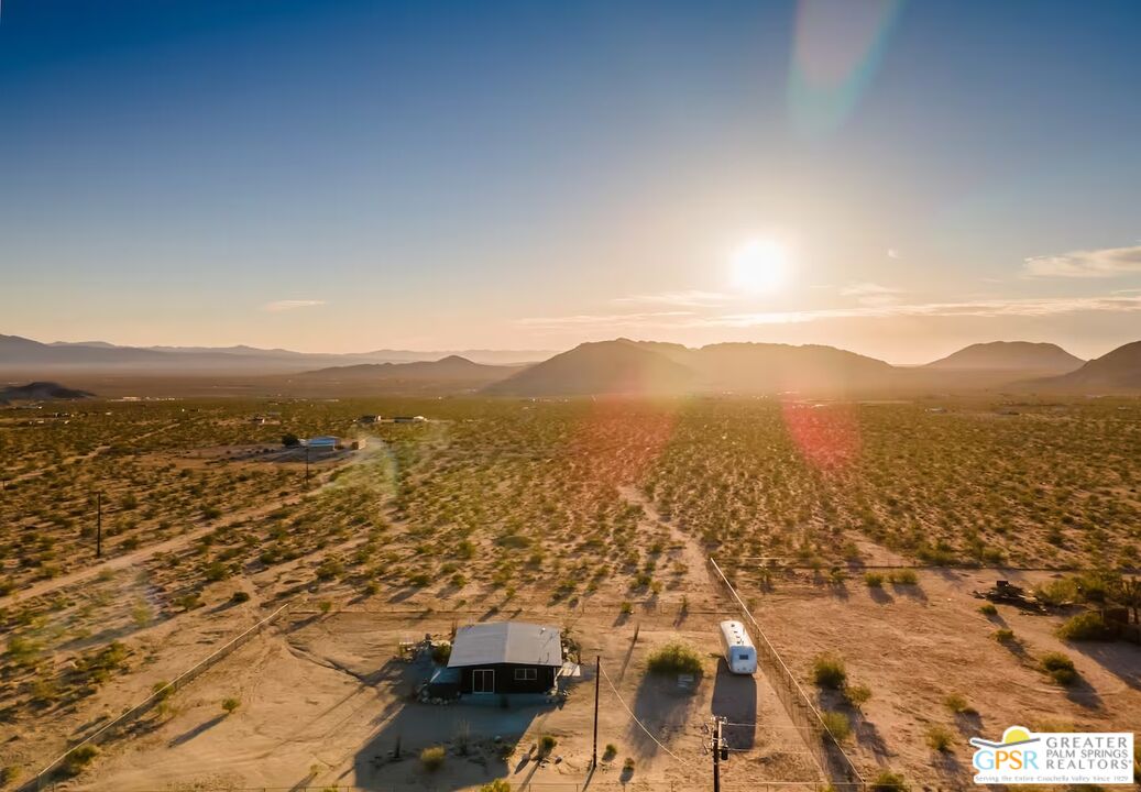 4619 Kickapoo Trail Landers, CA 92285 - Photo 53 of 55 an aerial view of residential building and ocean view