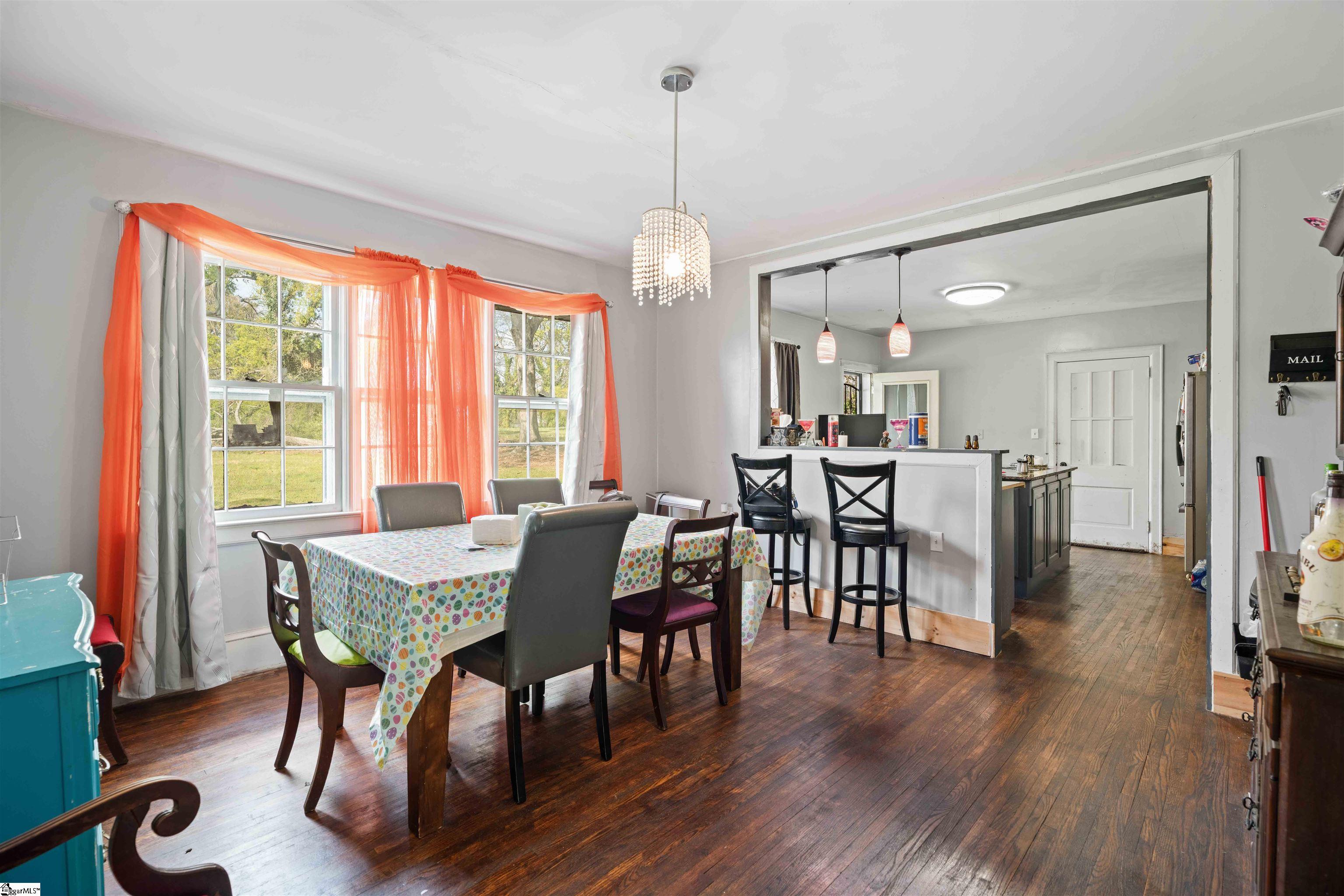 108 West Hampton Avenue Honea Path, SC 29654 - Photo 21 of 34