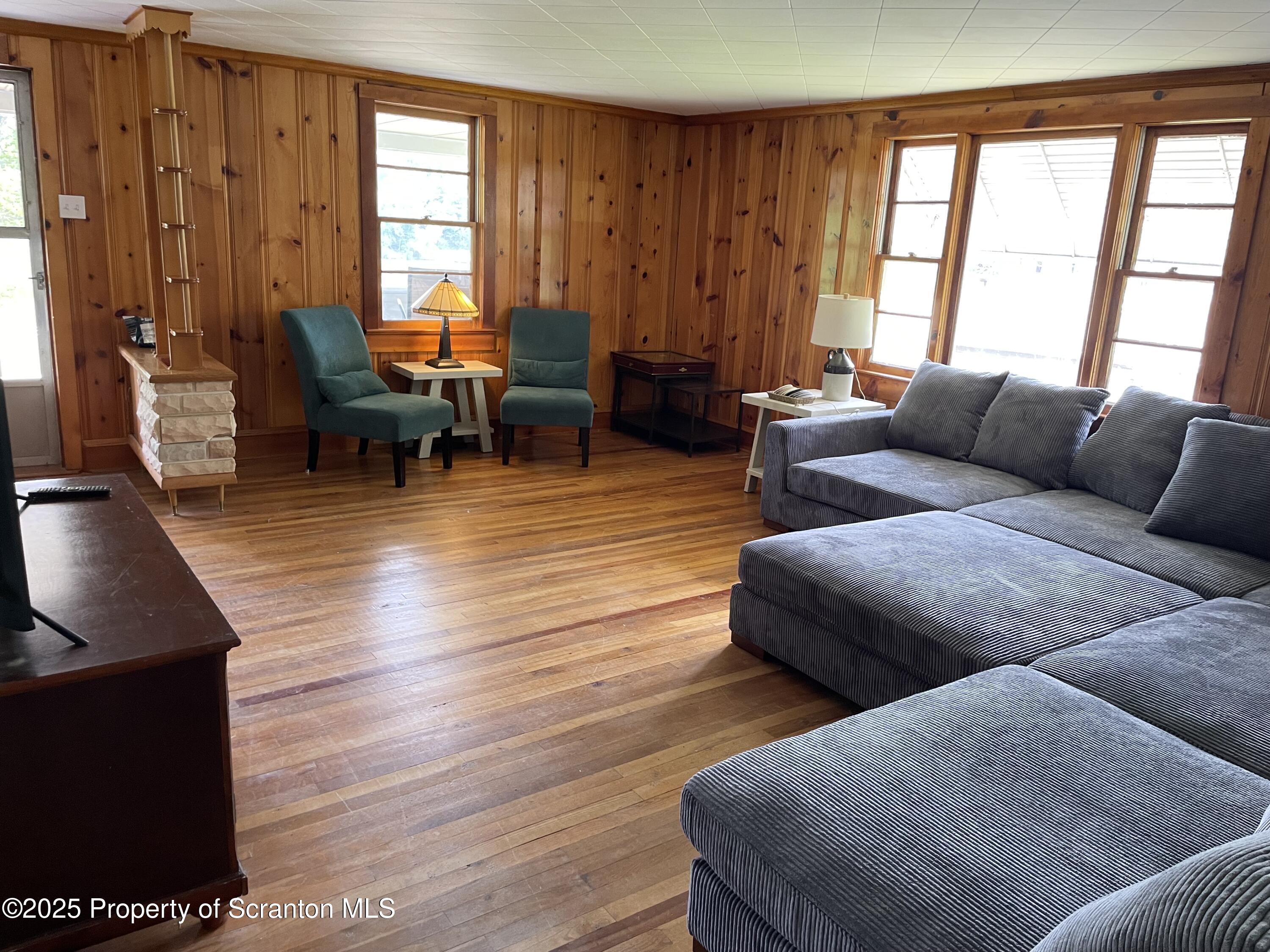 173 Pedrick Road Nicholson, PA 18446 - Photo 6 of 20 IMG_4478