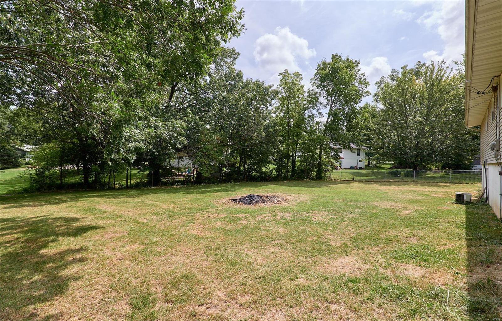 511 Sunset Lane O'Fallon, MO 63366 - Photo 25 of 29