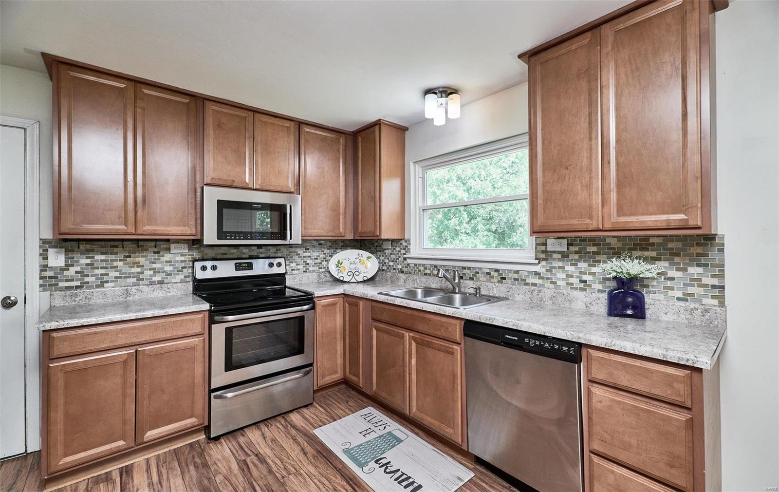 511 Sunset Lane O'Fallon, MO 63366 - Photo 9 of 29