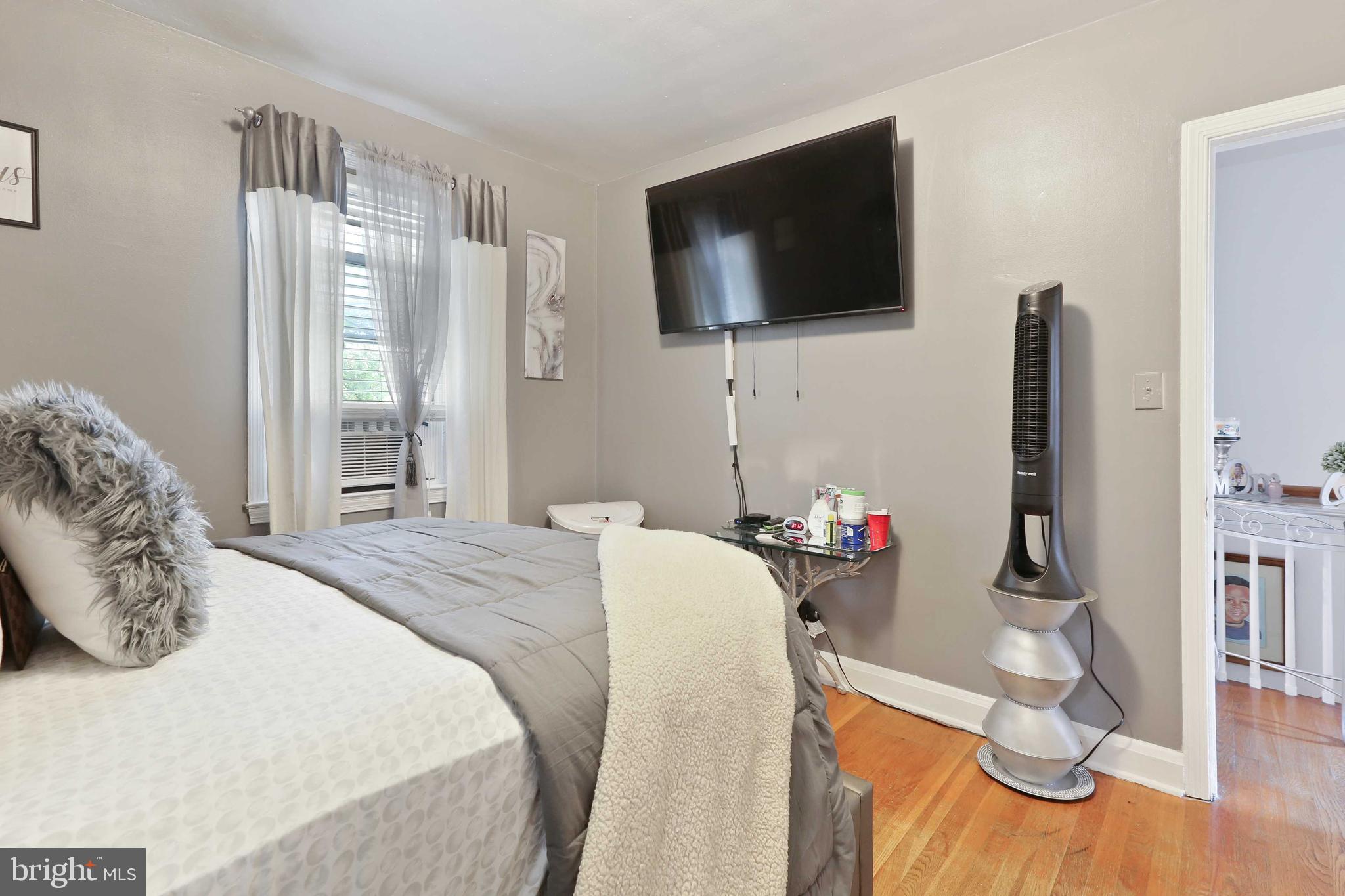 5925 Glenkirk Road Baltimore, MD 21239 - Photo 13 of 29 Bed 1