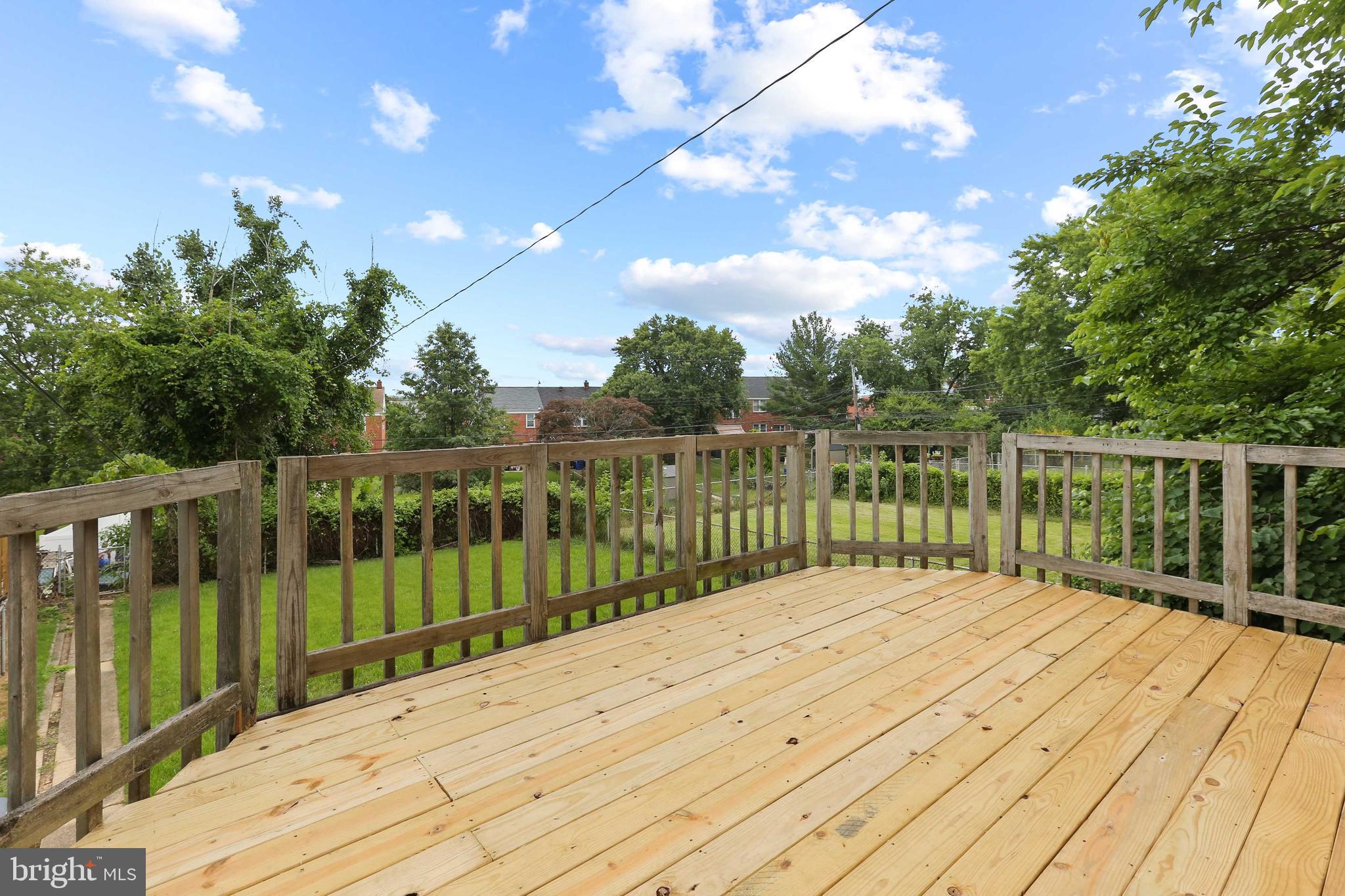 5925 Glenkirk Road Baltimore, MD 21239 - Photo 24 of 29 Rear deck