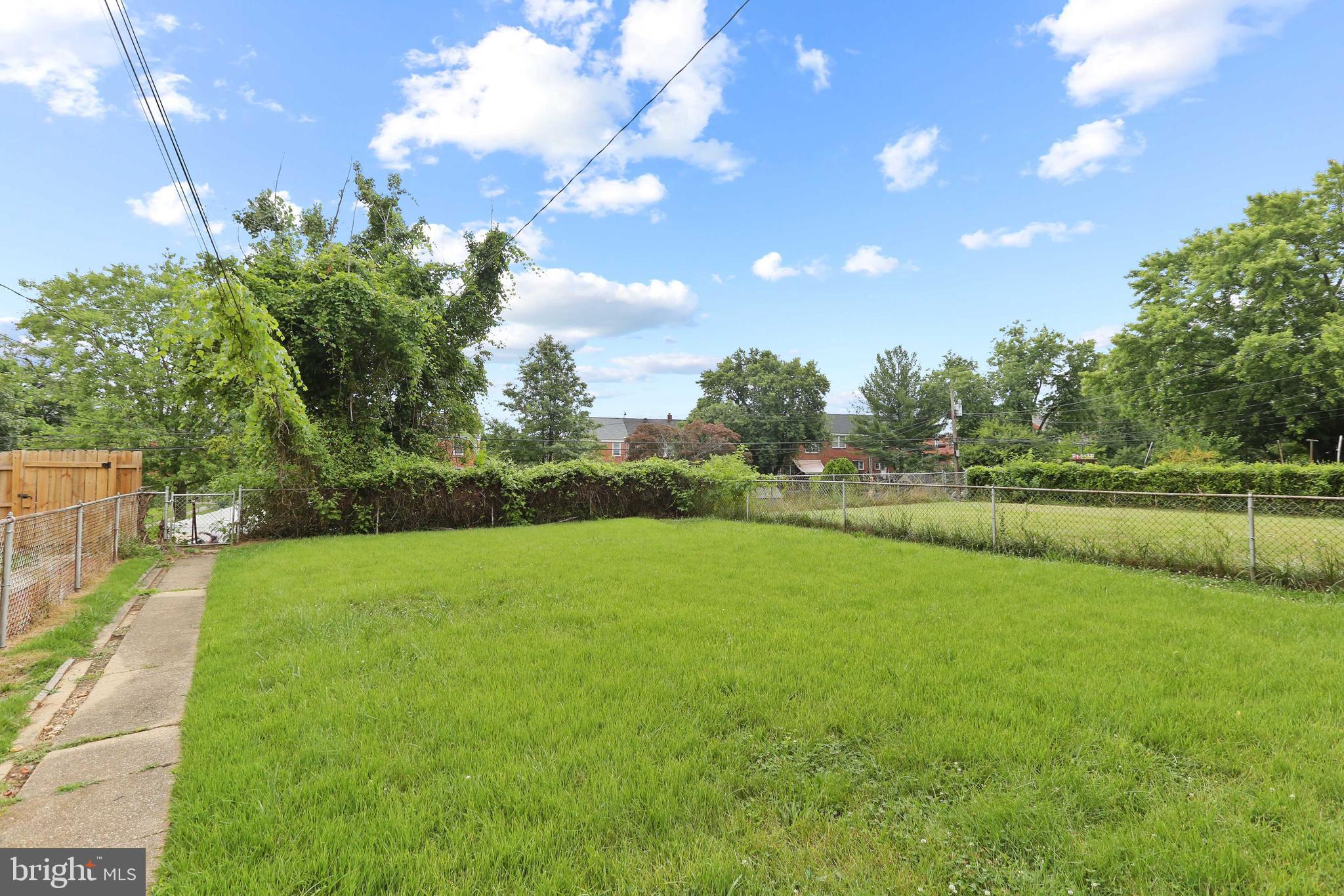5925 Glenkirk Road Baltimore, MD 21239 - Photo 29 of 29 Rear yard