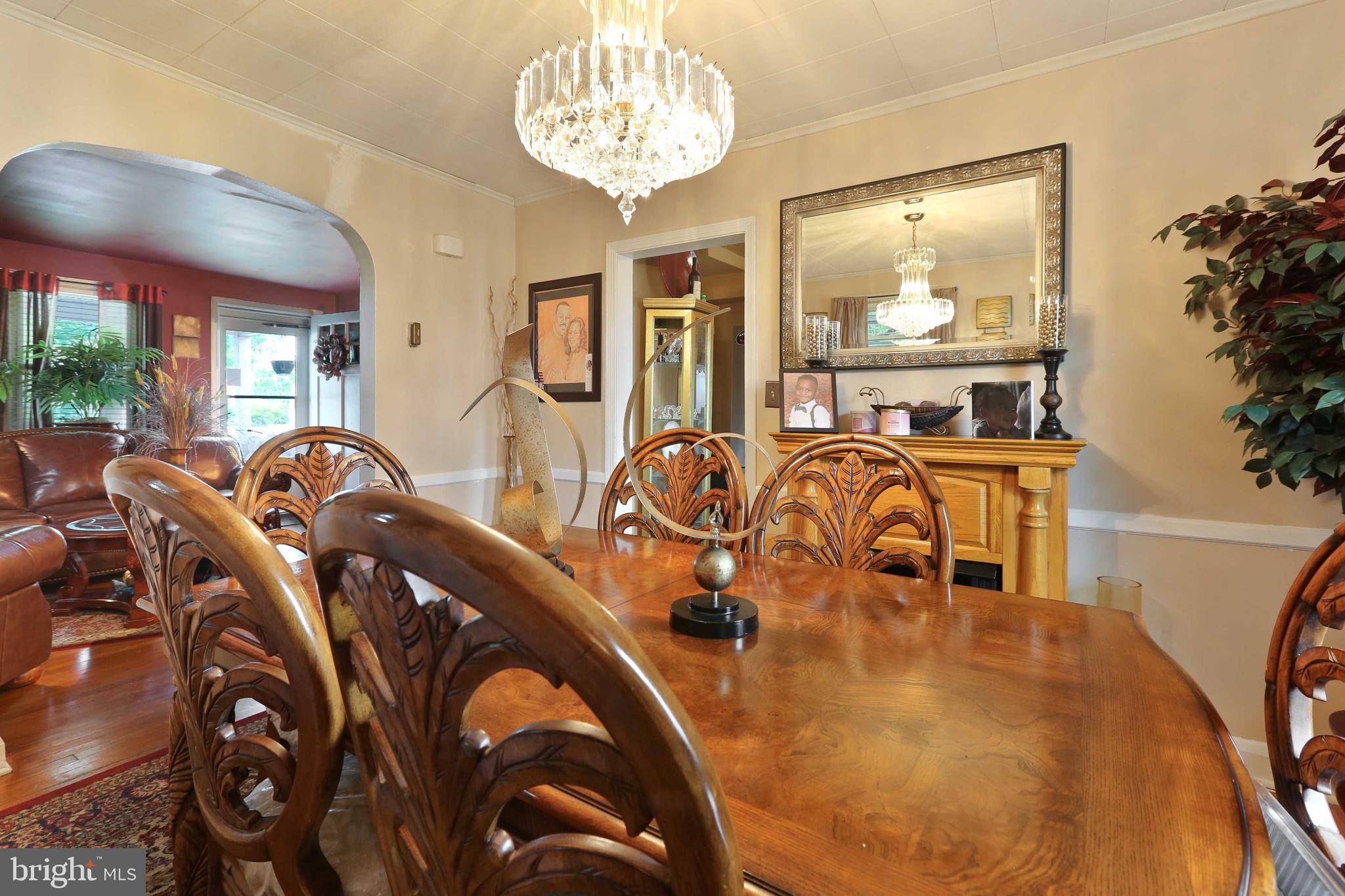 5925 Glenkirk Road Baltimore, MD 21239 - Photo 9 of 29 Dining rm