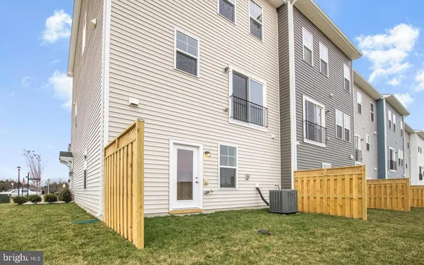 $2,600 | 129 Checkerspot Way Lake, White Post, VA 22663