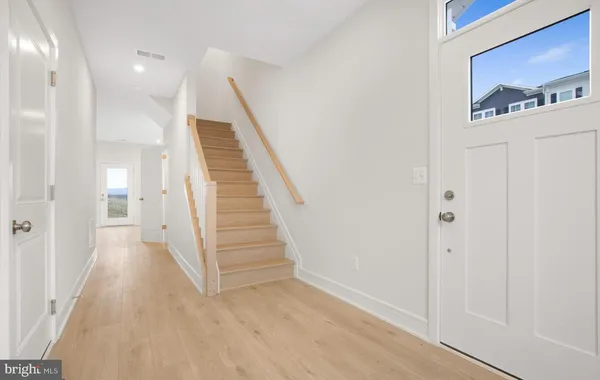 $2,600 | 129 Checkerspot Way Lake, White Post, VA 22663