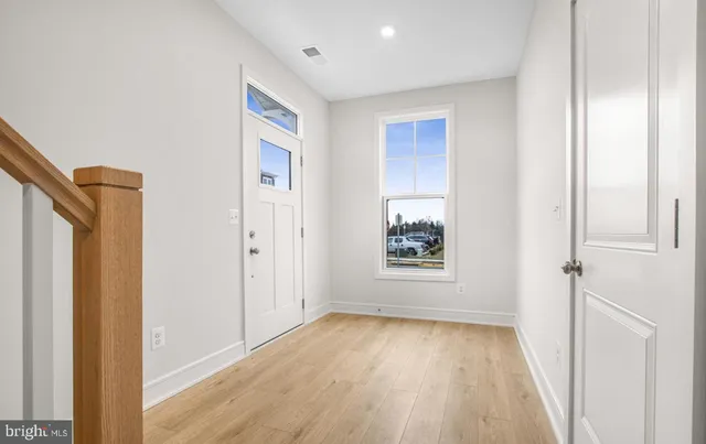 $2,600 | 129 Checkerspot Way Lake, Front Royal, VA 22630