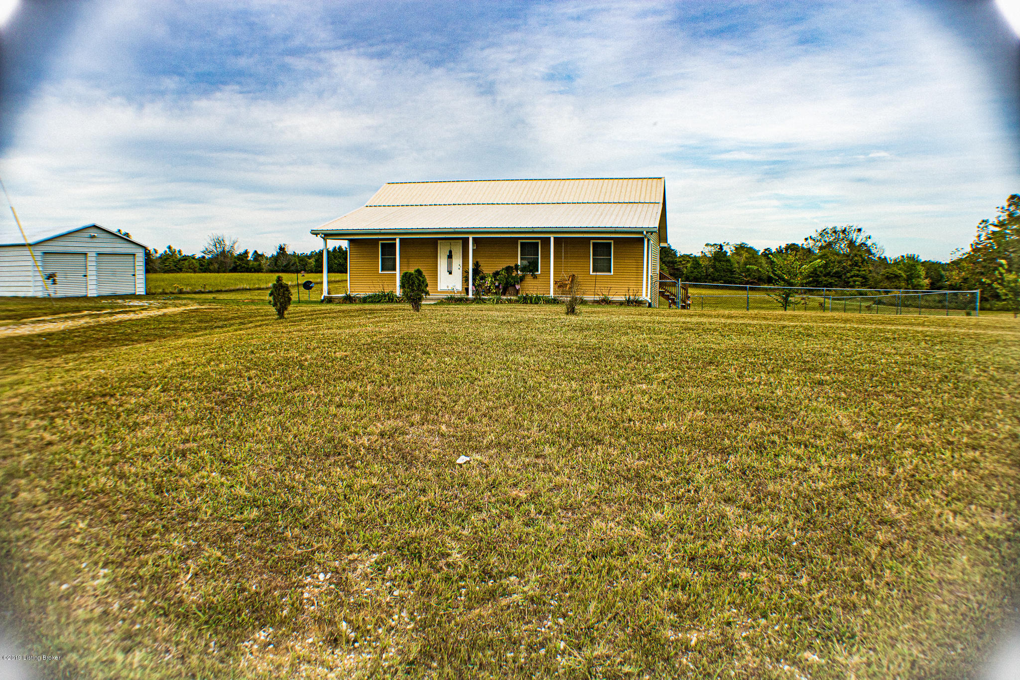 258 Gibson Road Eastview, KY 42732 - Photo 8 of 29 IMG_3045
