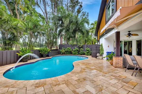 $4,000 | 1610 West Sandpiper Circle, Pembroke Pines, FL 33026