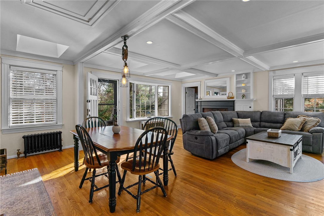 185 Stillwater Road Smithfield, RI 02917 - Photo 13 of 47