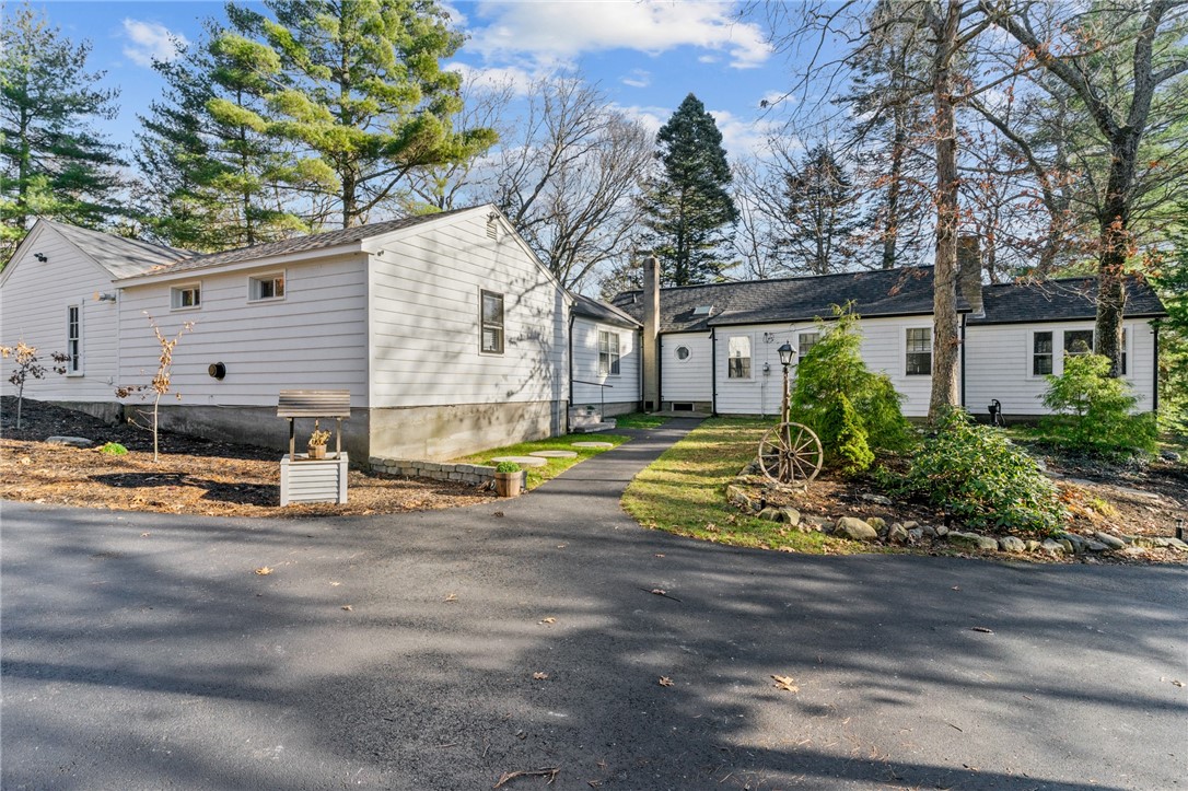185 Stillwater Road Smithfield, RI 02917 - Photo 3 of 47