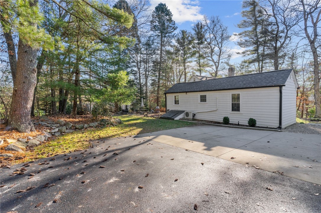185 Stillwater Road Smithfield, RI 02917 - Photo 38 of 47