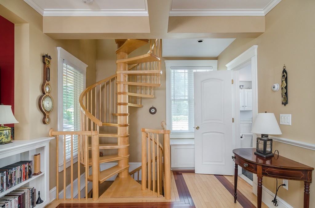 10 Main Street Hull, MA 02045 - Photo 14 of 30 Gallery Image 14